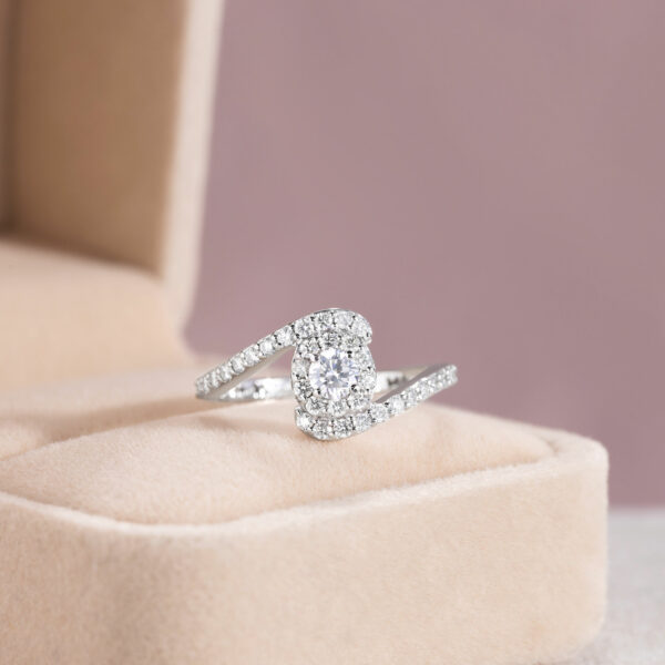 Lab Diamond 0.73 Carat Round Brilliant F/VS1-VS2 14k White Gold Engagement Ring