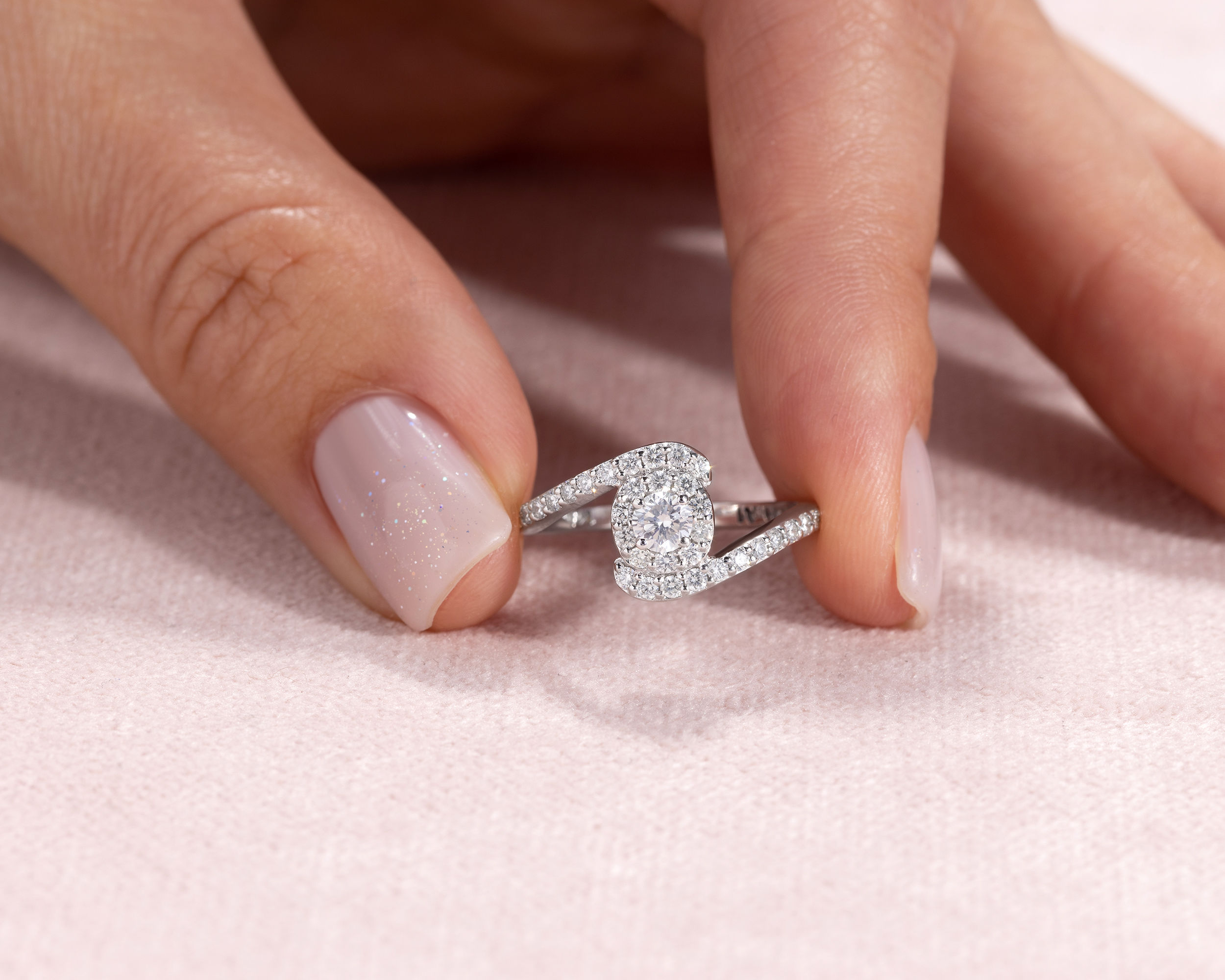 Lab Diamond 0.73 Carat Round Brilliant F/VS1-VS2 14k White Gold Engagement Ring - Image 5