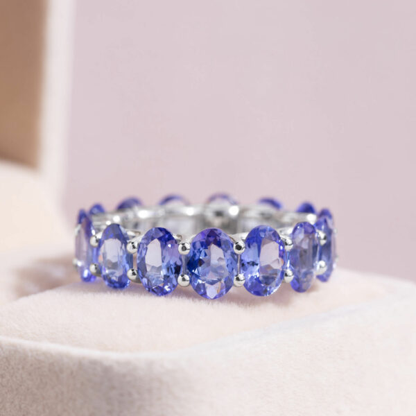 12.40 Ct Tanzanite Ring 14k White Gold Oval Purplish-Blue Transparent Eternity