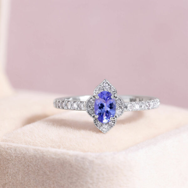 Purplish Blue Tanzanite & Natural Diamond SI2-I1 0.72 Ct 14k White Gold Ring