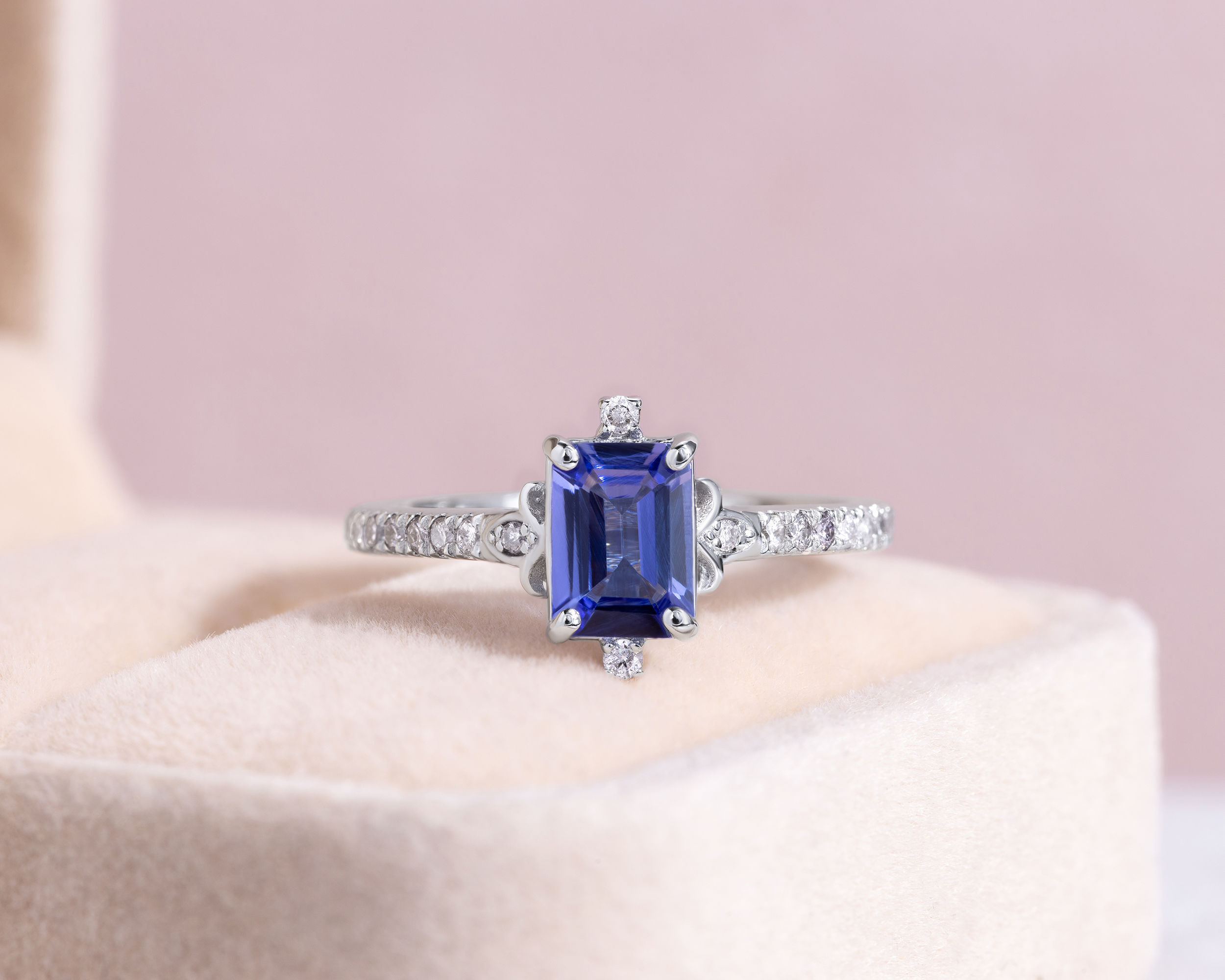 Blue Tanzanite & Natural Faint-Light Pink Diamond 1.25 Ct 14k White Gold Ring