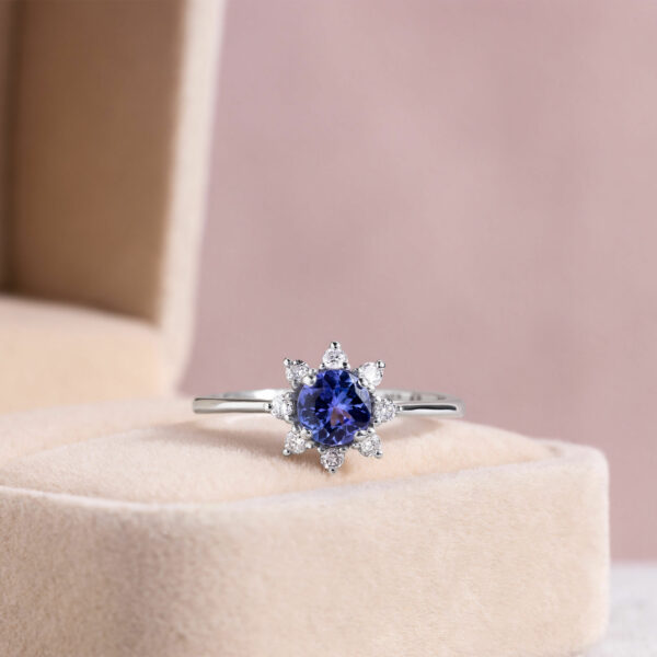 Bluish Purple Tanzanite & Natural Faint-Light Pink Diamond 0.95 Ct 14k White Gold Ring