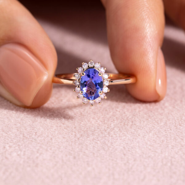 1.20 Ct Blue Oval Tanzanite & Faint-Light Pink Diamond SI2-I1 14k Rose Gold Halo Ring