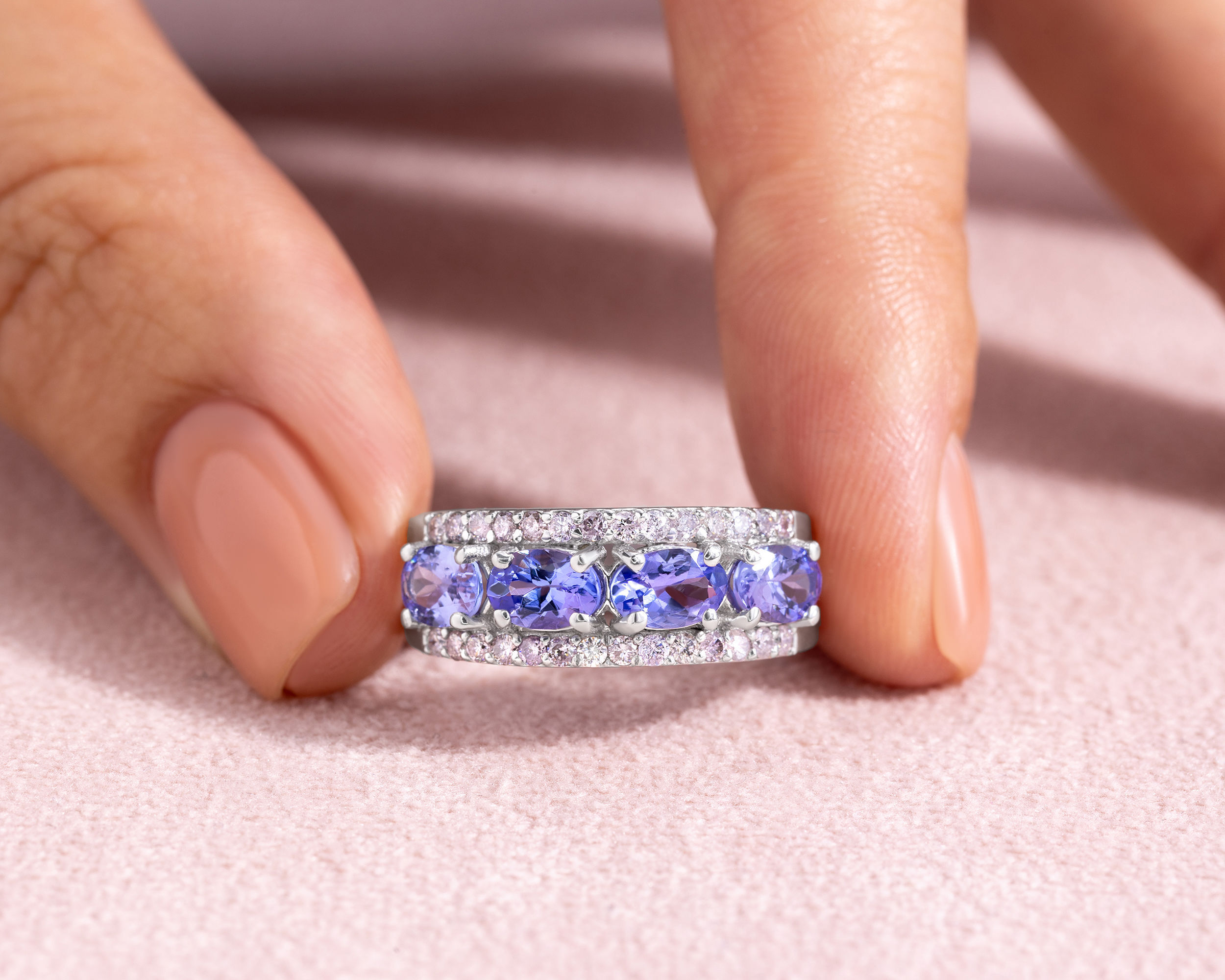 2.42 Ct Bluish Purple Tanzanite & Faint-Light Pink Diamond SI2-I1 14k White Gold Ring - Image 3