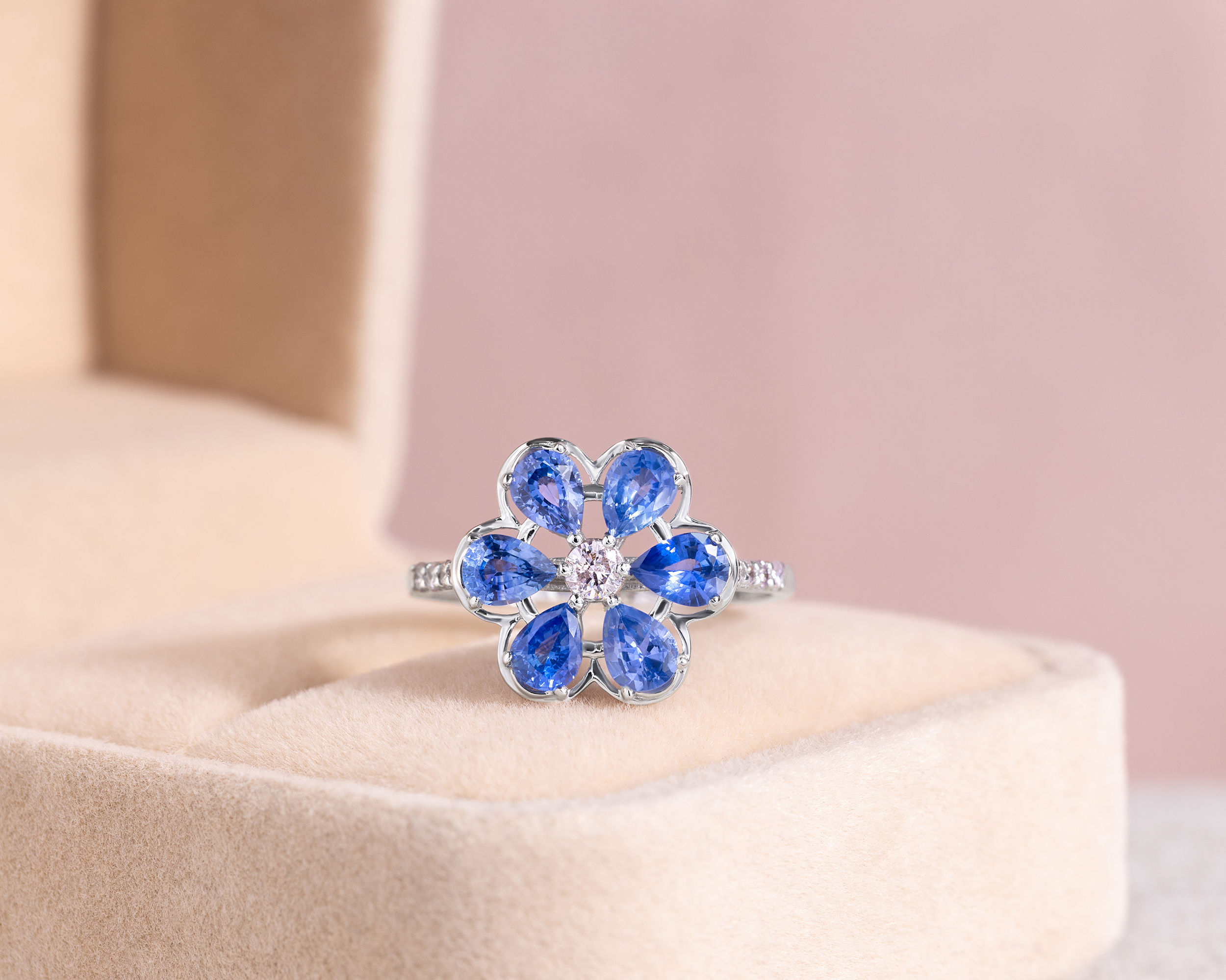 2.22 Ct Blue Sapphire & Faint-Light Pink Diamond SI2-I1 14K White Gold Ring