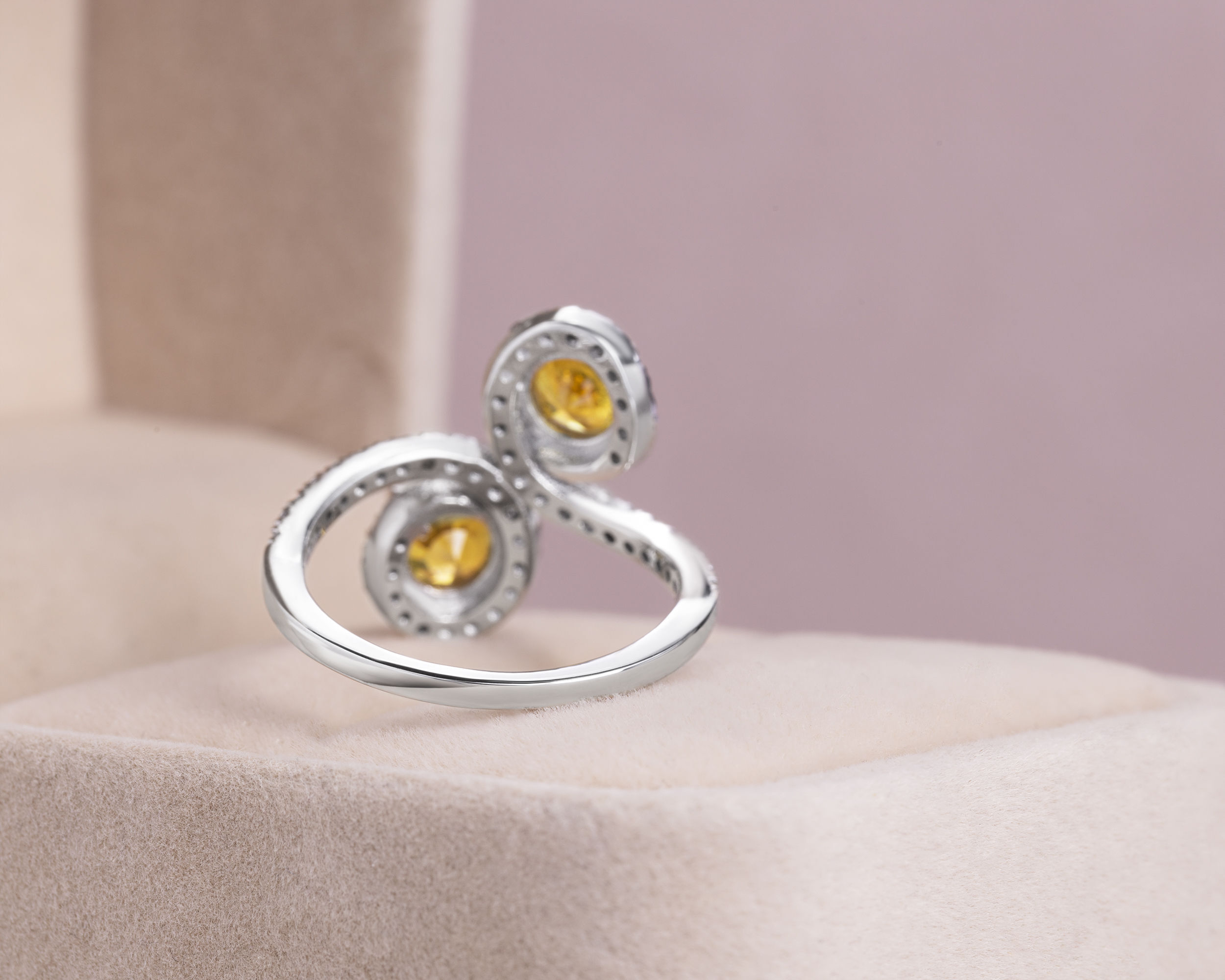 2.7 Ct Yellow Sapphire & Faint-Light Pink Diamond SI2-I1 14k White Gold Ring - Image 4