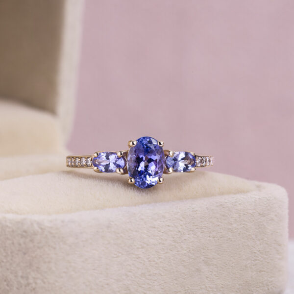 1.12 Ct Bluish Purple Tanzanite & Faint-Light Pink Diamond 14k Rose Gold Ring