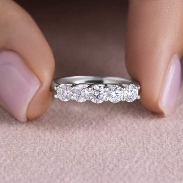 1.0 Carat Round Cut F/VS1-VS2 Lab Diamond 14k White Gold 5 Stone Ring