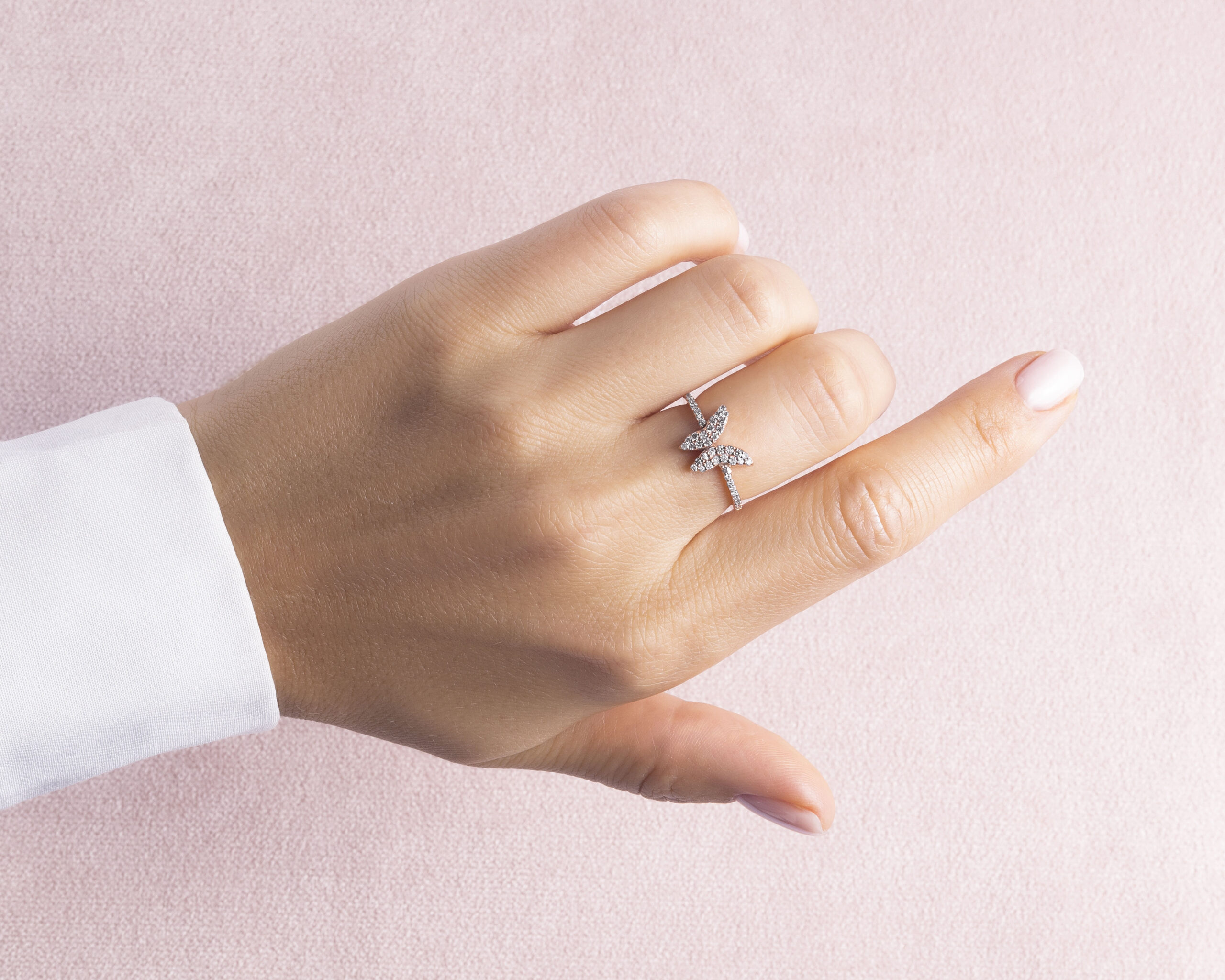 0.30 Carat Round Brilliant F/VS1-VS2 Lab Diamond 14k Rose Gold Butterfly Shape Ring - Image 5