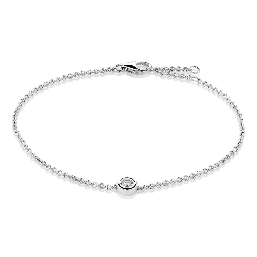Premium Lab-Grown Diamond, 0.10 carat round brilliant solitaire bracelet in 10 carat white gold