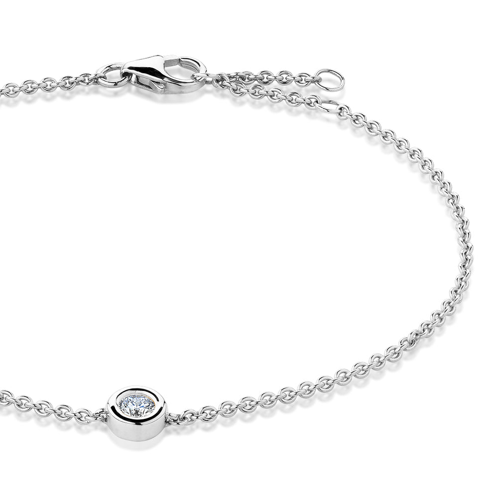 Premium Lab-Grown Diamond, 0.10 carat round brilliant solitaire bracelet in 10 carat white gold - Image 2