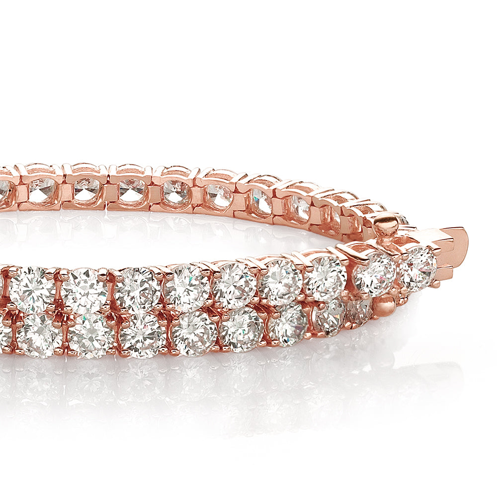 Round Brilliant tennis bracelet with 6.27 carats* of diamond simulants in 10 carat rose gold - Image 2