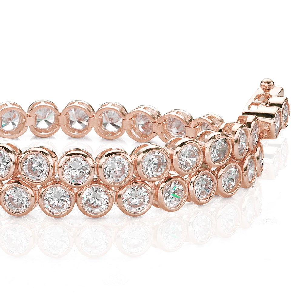 Round Brilliant tennis bracelet with 5.28 carats* of diamond simulants in 10 carat rose gold - Image 2