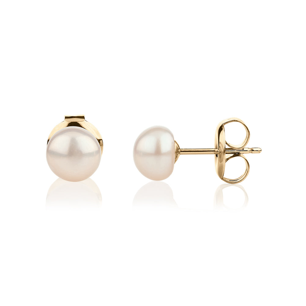 Cultured freshwater pearl 6.5mm stud earrings in 10 carat yellow gold - Image 2