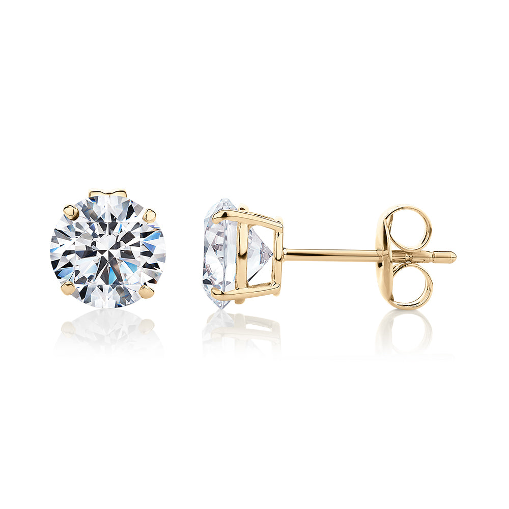 Round Brilliant stud earrings with 2.5 carats* of diamond simulants in 10 carat yellow gold - Image 2