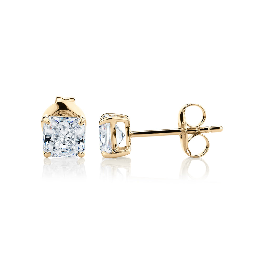 Princess Cut stud earrings with 1 carat* of diamond simulants in 10 carat yellow gold - Image 2