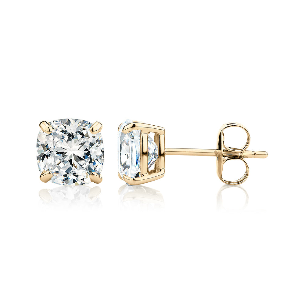 Cushion stud earrings with 3 carats* of diamond simulants in 10 carat yellow gold - Image 2