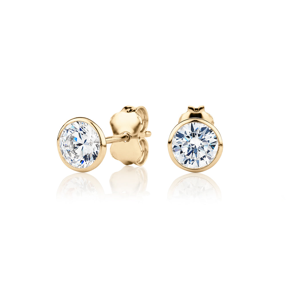 Round Brilliant stud earrings with diamond simulants in 10 carat yellow gold