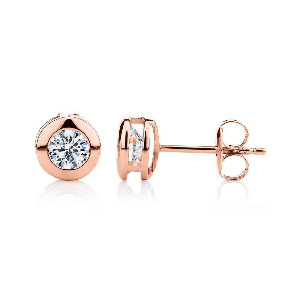 Round Brilliant stud earrings with 1 carat* of diamond simulants in 10 carat rose gold - Image 2