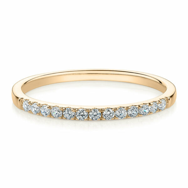 Wedding or eternity band in 14 carat yellow gold