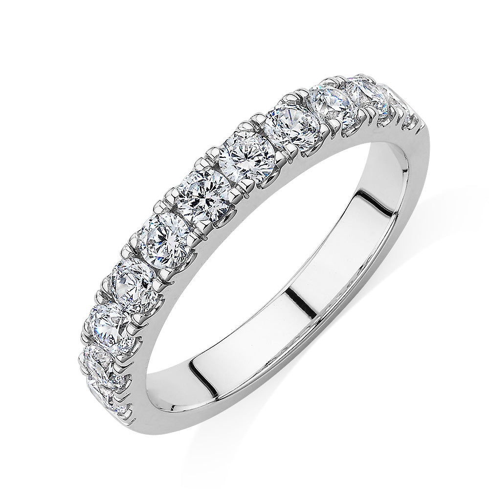 Wedding or eternity band with 0.88 carats* of diamond simulants in 14 carat white gold - Image 4