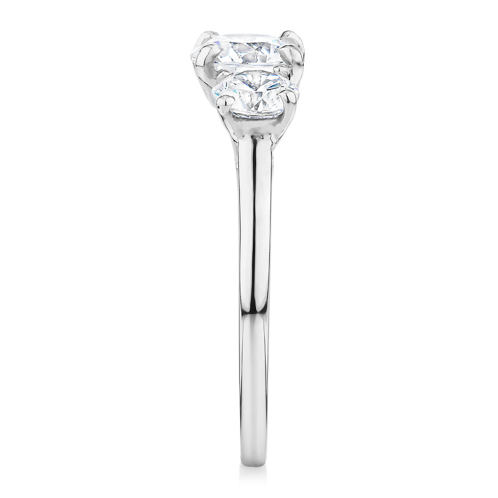 Three stone ring with 2 carats* of diamond simulants in 10 carat white gold - Image 2
