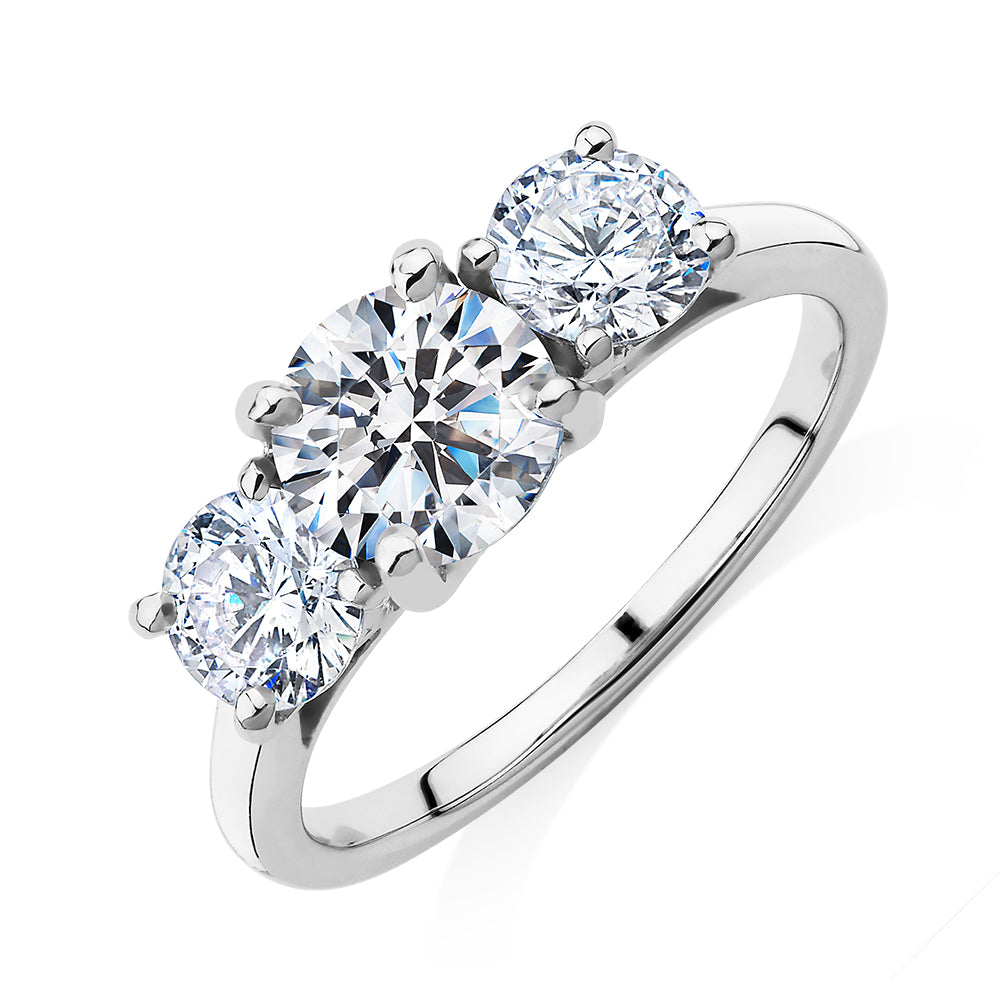 Three stone ring with 2 carats* of diamond simulants in 10 carat white gold - Image 4