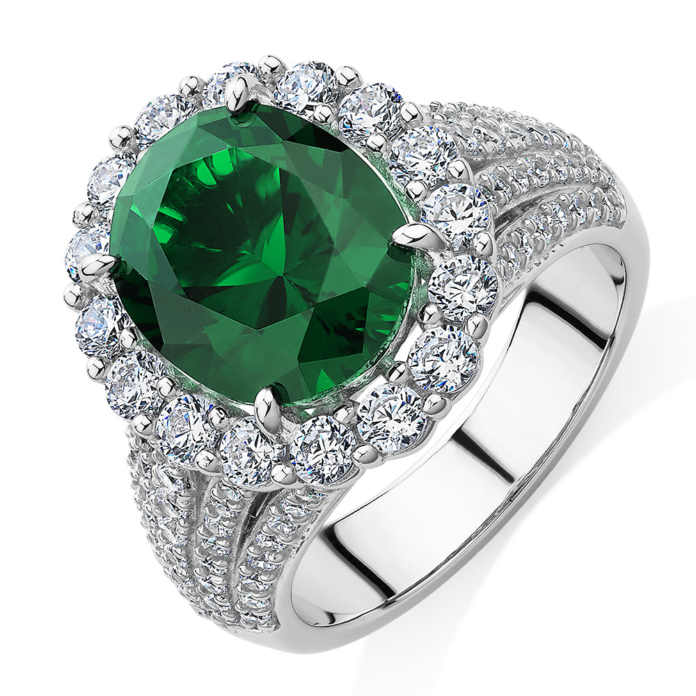 Dress ring with emerald simulant and 6.35 carats* of diamond simulants in sterling silver - Image 2