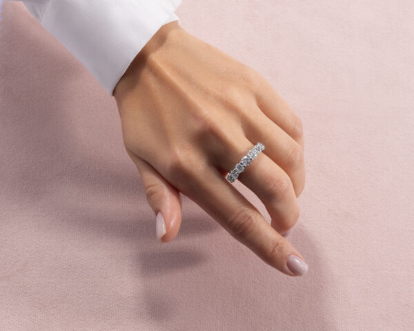 2.77 Ct Lab Diamond Round Brilliant F/VS1-VS2 Eternity Ring 14 White Gold - Image 6
