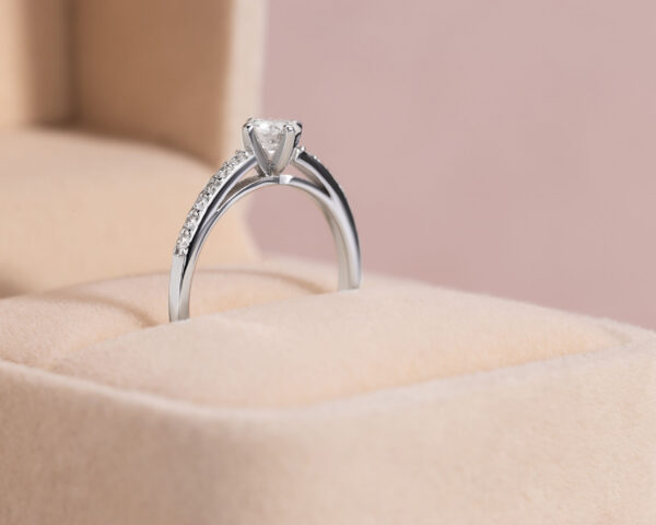 Lab Diamond 0.60 Ct Round Brilliant F/VS1-VS2 Engagement Ring 14k Solid White Gold - Image 4