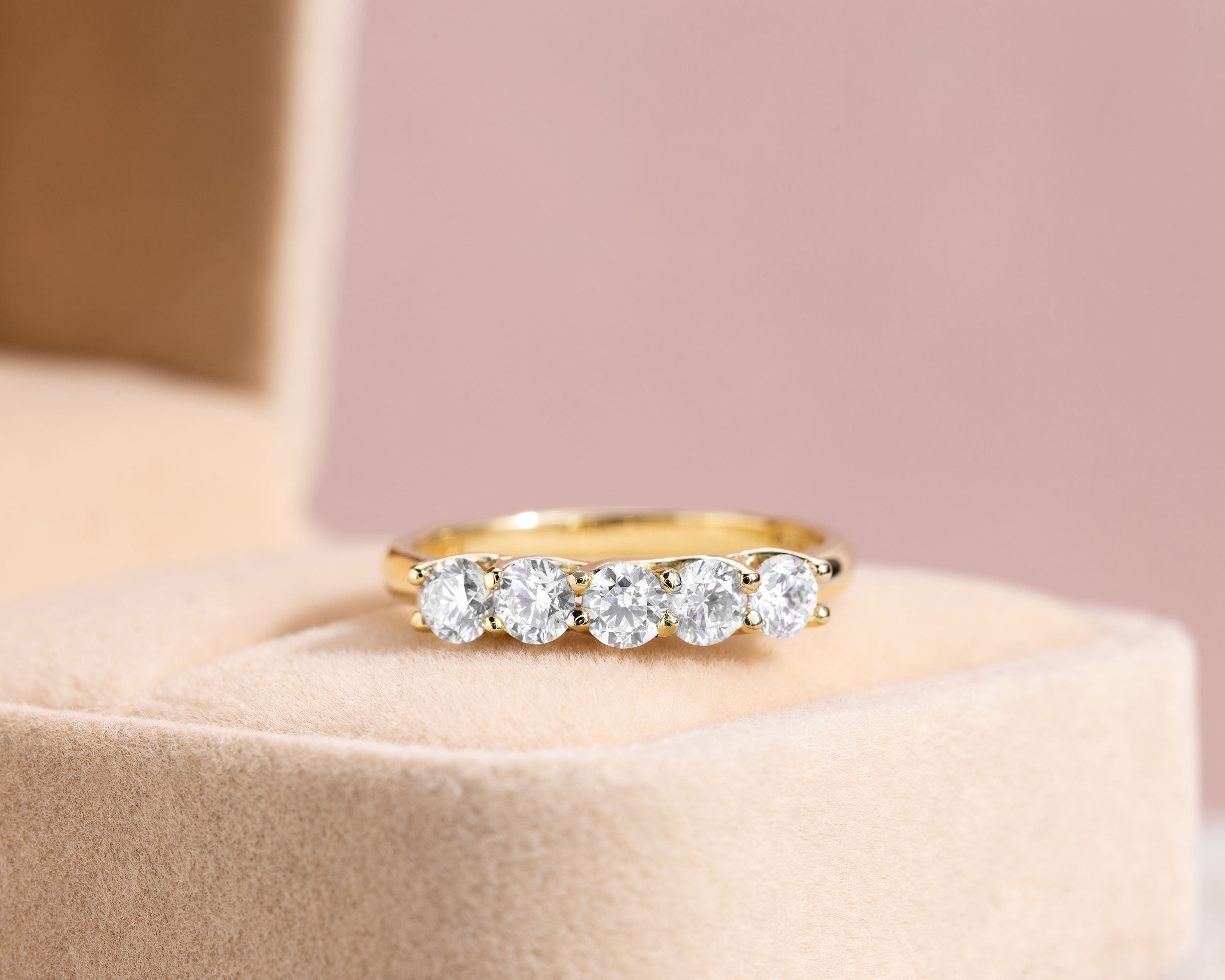 1 Ct F/VS1-VS2 Lab Diamond Round 5 Stone 14k Yellow Gold Engagement Ring