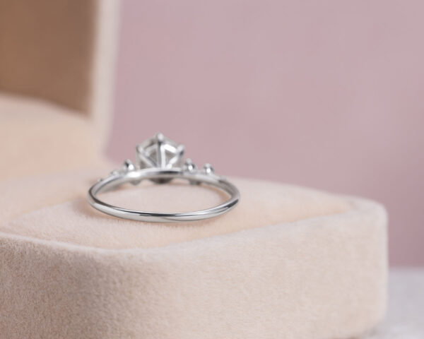1.1 Ct Lab Diamond 14k White Gold Engagement Ring F/VS1-VS2 Round Brilliant - Image 4