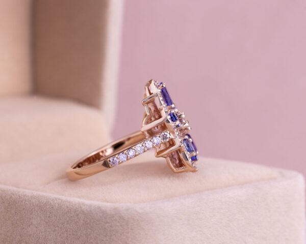 2.59 Ct Violetish Blue Tanzanite & Faint-Light Pink Diamond Round SI2-I1 14k Rose Gold Ring - Image 3