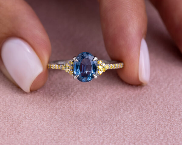 1.51 Ct Blue Sapphire & Natural Fancy Intense Yellow Diamond 14k White Gold Ring - Image 5