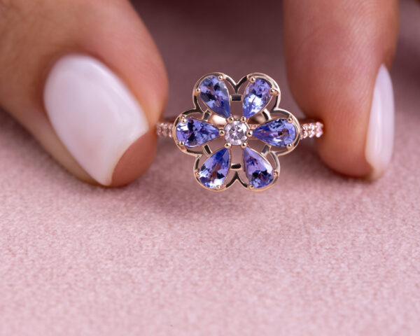 1.70 Ct Blue Tanzanite & Natural Faint-Light Pink Diamond SI2-I1 14k Rose Gold Ring - Image 5