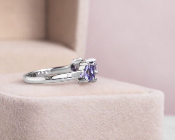 1.8 Ct Violetish Blue Tanzanite Pear Mixed 14k White Gold Half Eternity Ring - Image 3