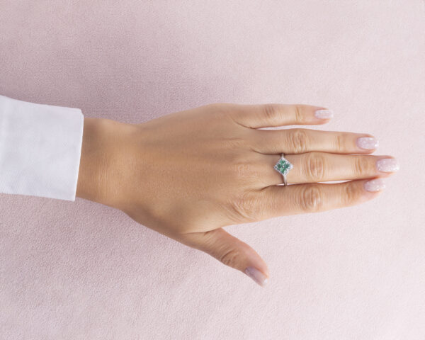Green Emerald Transparent & Natural Diamond 0.75 Ct 14k White Gold Ring - Image 6