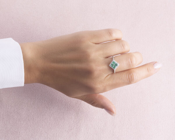 Green Emerald Transparent & Natural Diamond 0.75 Ct 14k White Gold Ring - Image 7