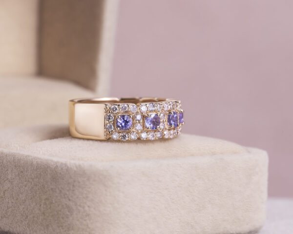 2.35 Ct Bluish Purple Tanzanite & Faint-Light Pink Diamond 14k Rose Gold Ring - Image 3
