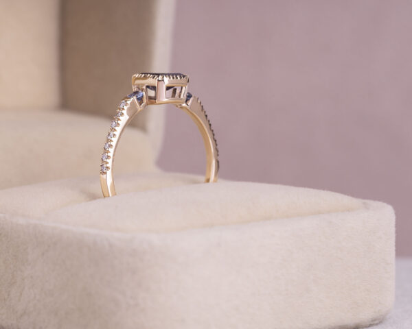 1.32 Ct Sapphire & Diamond Half Eternity Ring 14k Rose Gold Rectangle Step Cut - Image 4