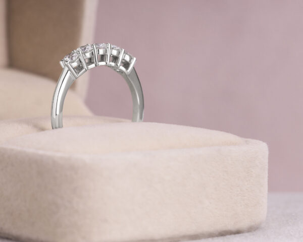 Lab Diamond 0.70 Ct F/VS1-VS2 Round Brilliant 14k Solid White Gold Ring - Image 3