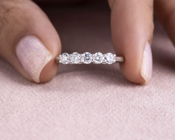 Lab Diamond 0.70 Ct F/VS1-VS2 Round Brilliant 14k Solid White Gold Ring - Image 2