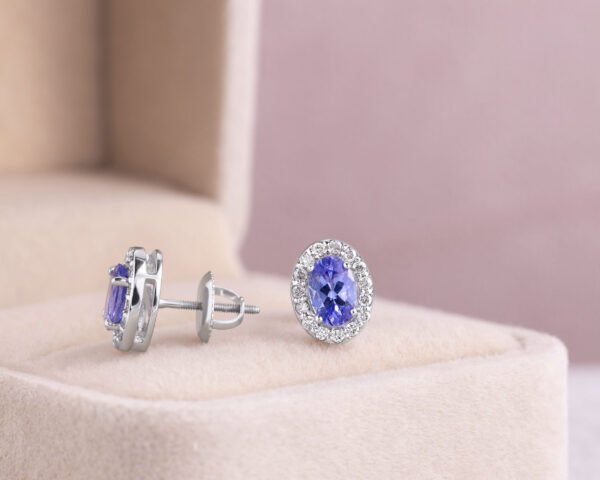 1.30 Ct Blue Oval Tanzanite & E-F/VVS2-VS1 Lab Diamond 14k White Gold Stud Earrings - Image 2