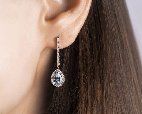 1.96 Ct Light Blue Aquamarine with Natural F-G/VS-SI Diamonds in 14k Rose Gold Earrings - Image 4